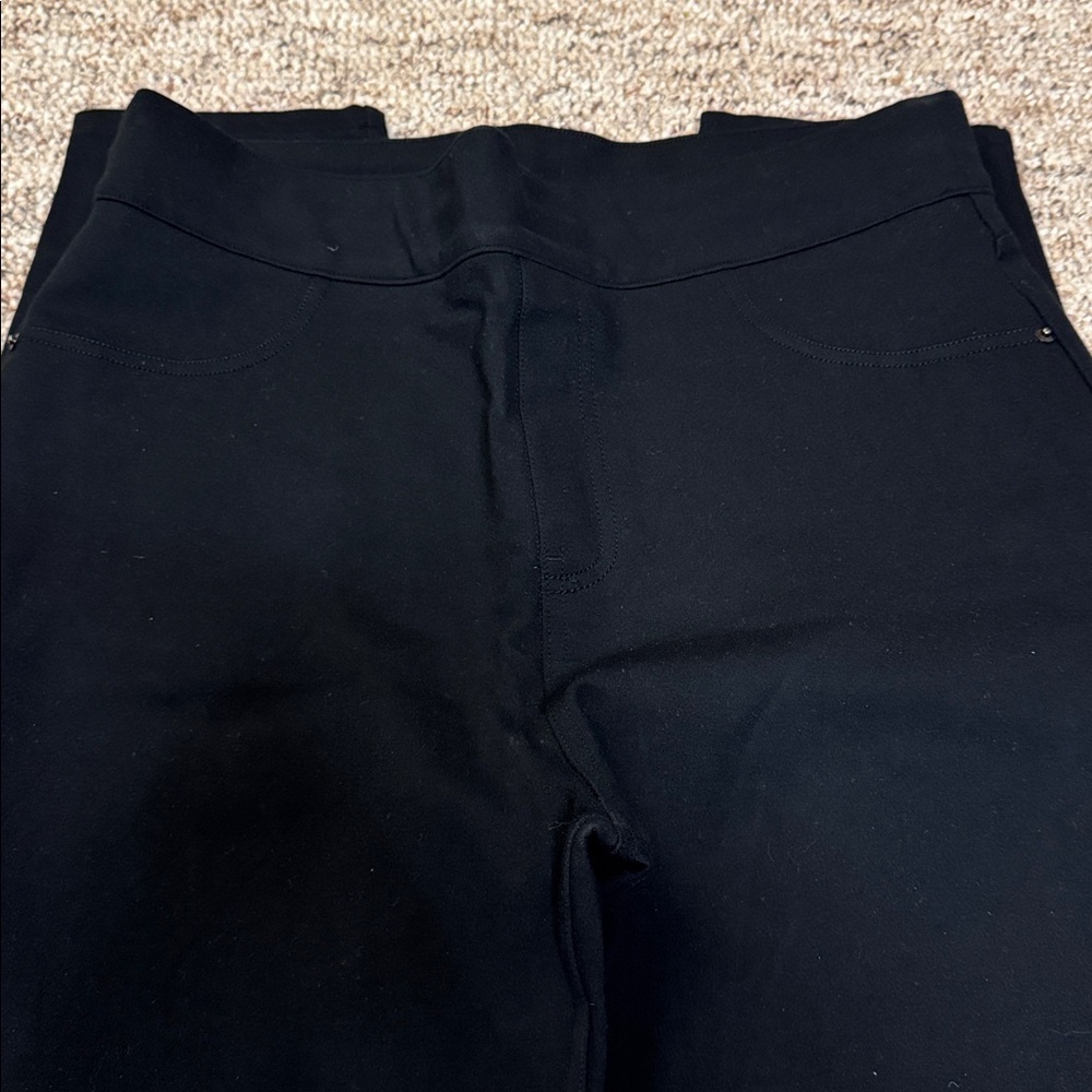 SPANX Black Leggings - Picture 2 of 4